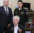 Игорь Скубенко вручил фронтовику медаль в честь юбилея Победы - Администрация г. Северодвинска